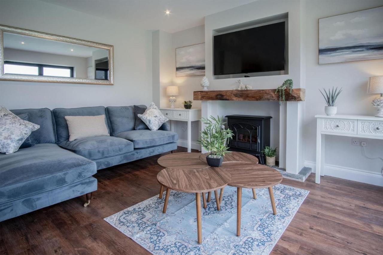 Kiln Park Farmhouse - 4 Bedroom Cottage - 纳伯斯 外观 照片