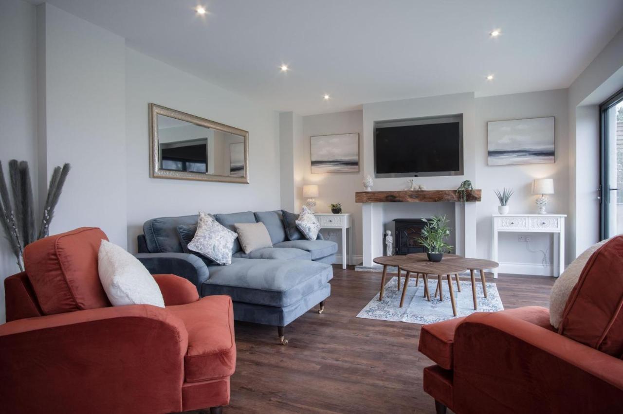 Kiln Park Farmhouse - 4 Bedroom Cottage - 纳伯斯 外观 照片