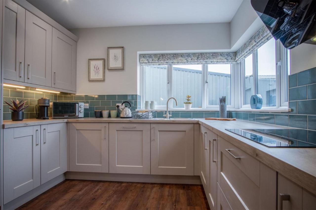 Kiln Park Farmhouse - 4 Bedroom Cottage - 纳伯斯 外观 照片