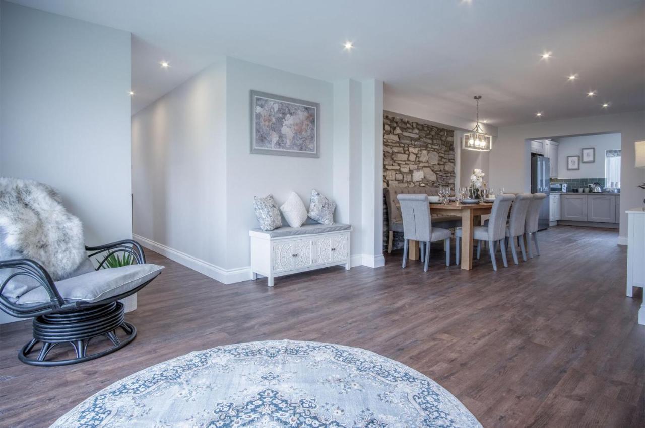 Kiln Park Farmhouse - 4 Bedroom Cottage - 纳伯斯 外观 照片